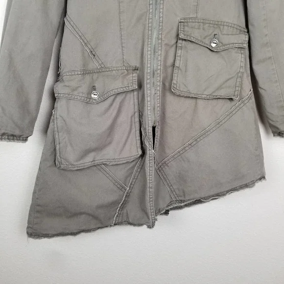 Green asymmetrical utility jacket w embroidery - Picture 2 of 8